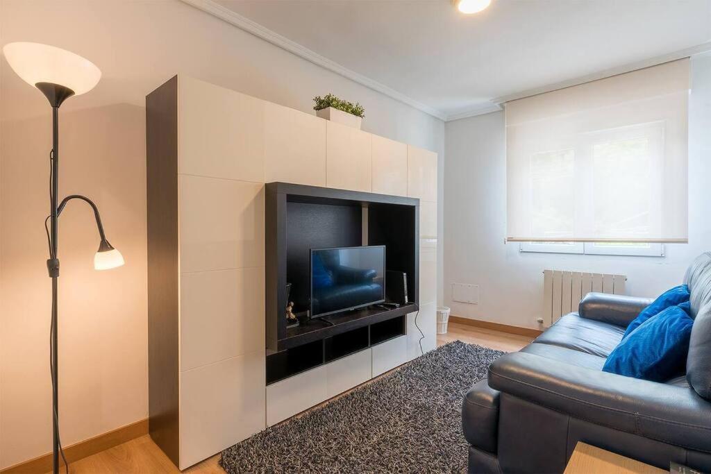 Vt En La Ribera De Bilbao Apartment Bagian luar foto